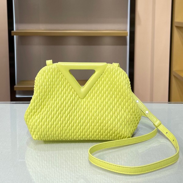 Bottega Veneta The Triangle Shoulder Bag  BV008