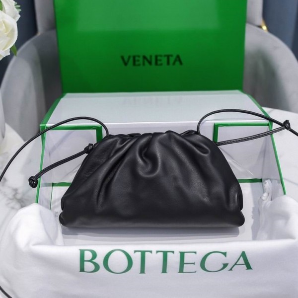 Bottega Venete Pouch Bag BV158