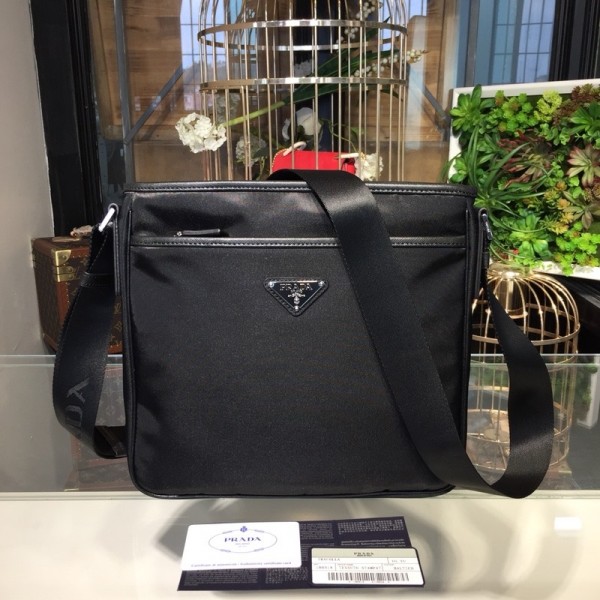 Prada Messenger Bag PR121