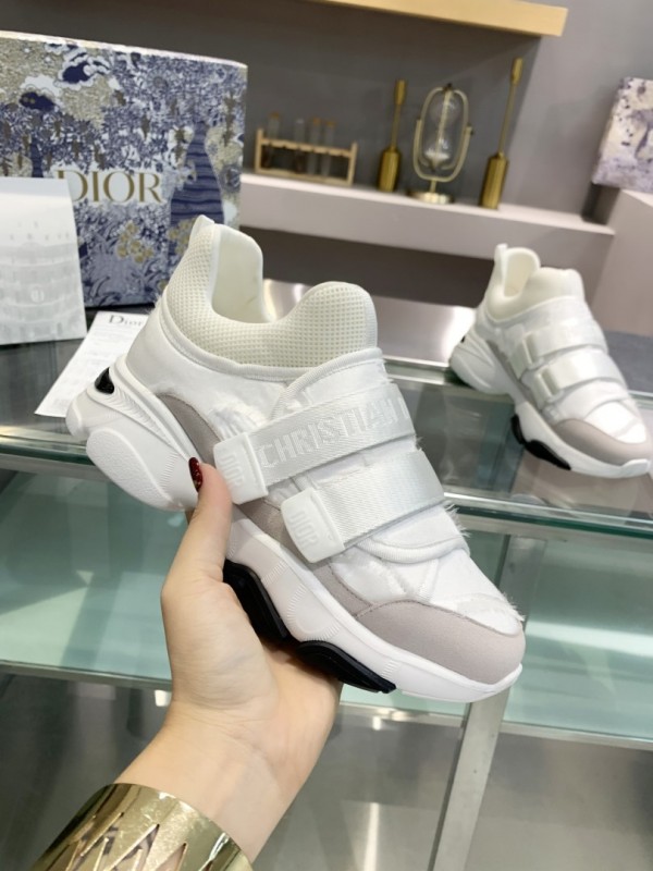 Dior D-Wander Sneakers DRS-097