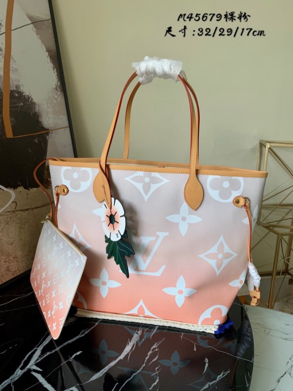 Louis Vuitton Neverfull MM Tote Bag M45679