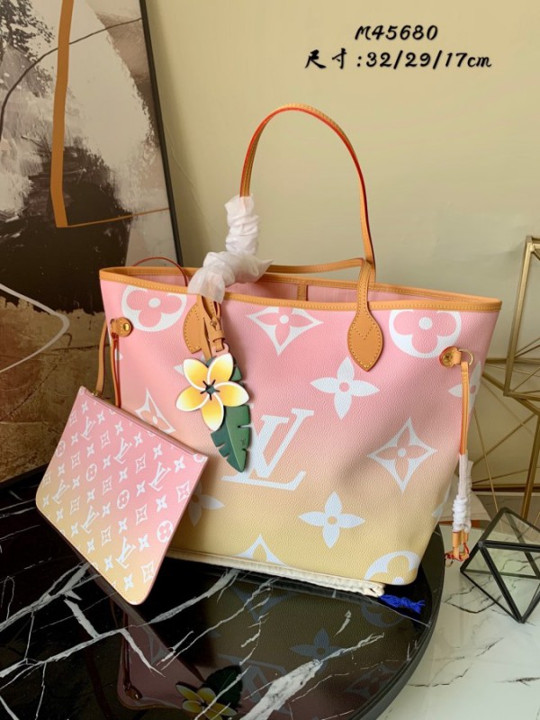 Louis Vuitton Neverfull MM Tote Bag M45680