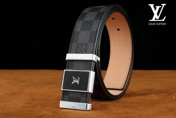Louis Vuitton Men Belts (LV-BE-A061)