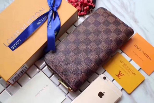 Louis Vuitton Women Wallets (LV-WL-A118)