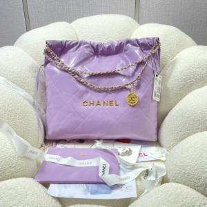 Chanel 22 Medium Handbag - 22BAG018