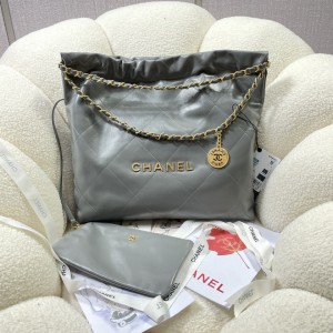 Chanel 22 Medium Handbag - 22BAG042