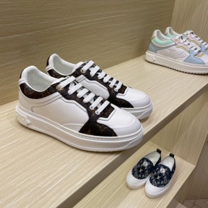 LV Time Out Sneaker LVS-102