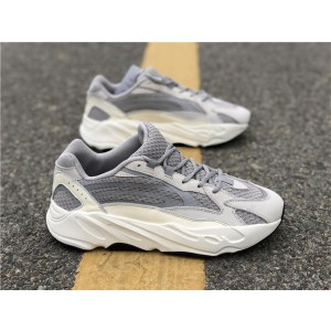 Adidas Yeezy Boost 700 V2 Static (AYZ0071)