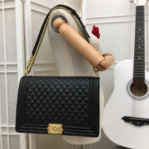 Chanel Large BOY CHANEL Handbag (CH029-Black)