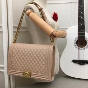 Chanel Large BOY CHANEL Handbag (CH029-Pink)